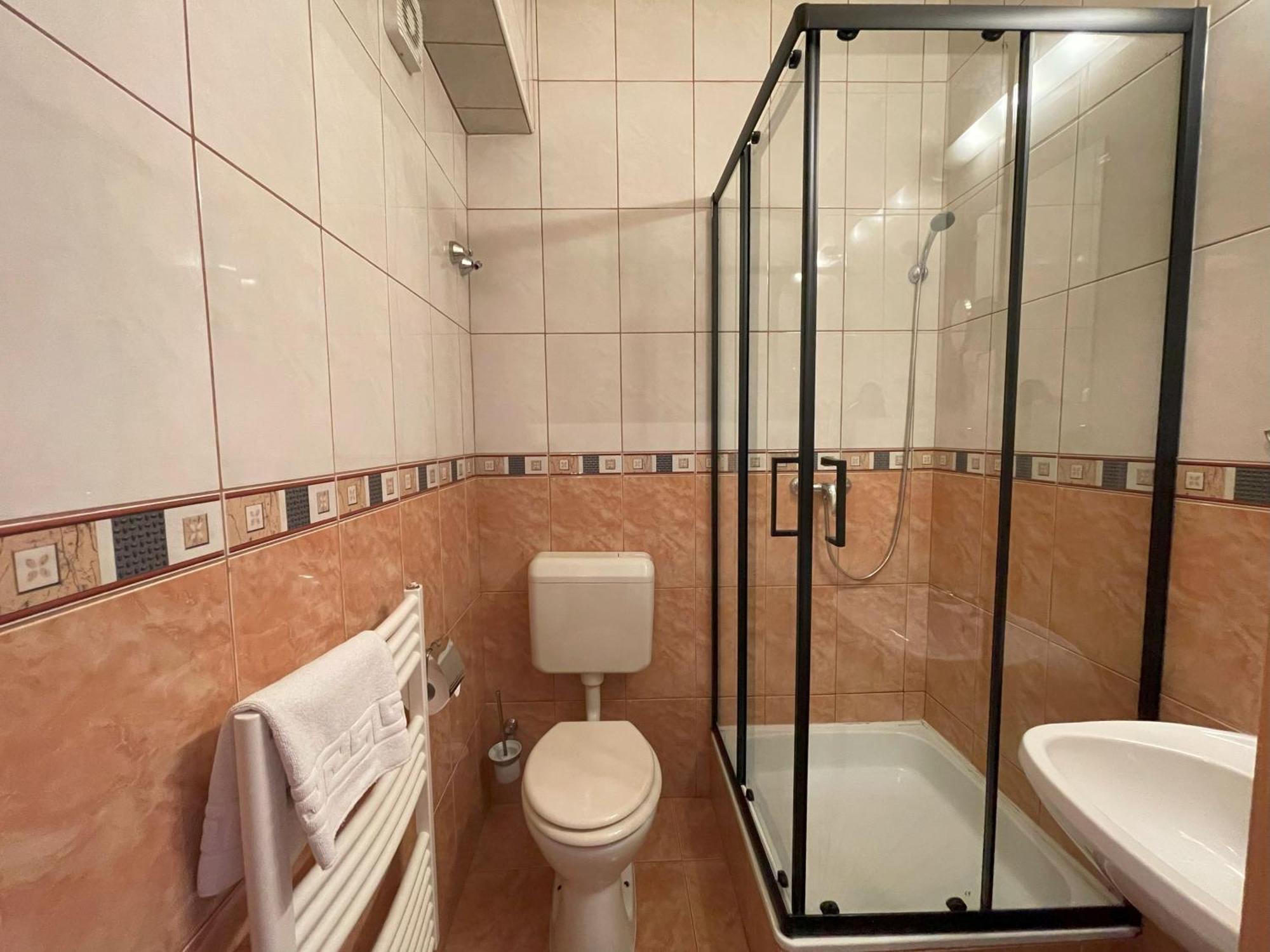 Koenig Hotel 나지카니자 외부 사진
