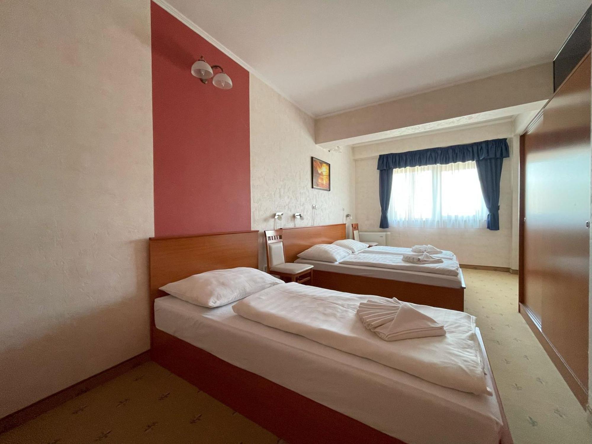 Koenig Hotel 나지카니자 외부 사진